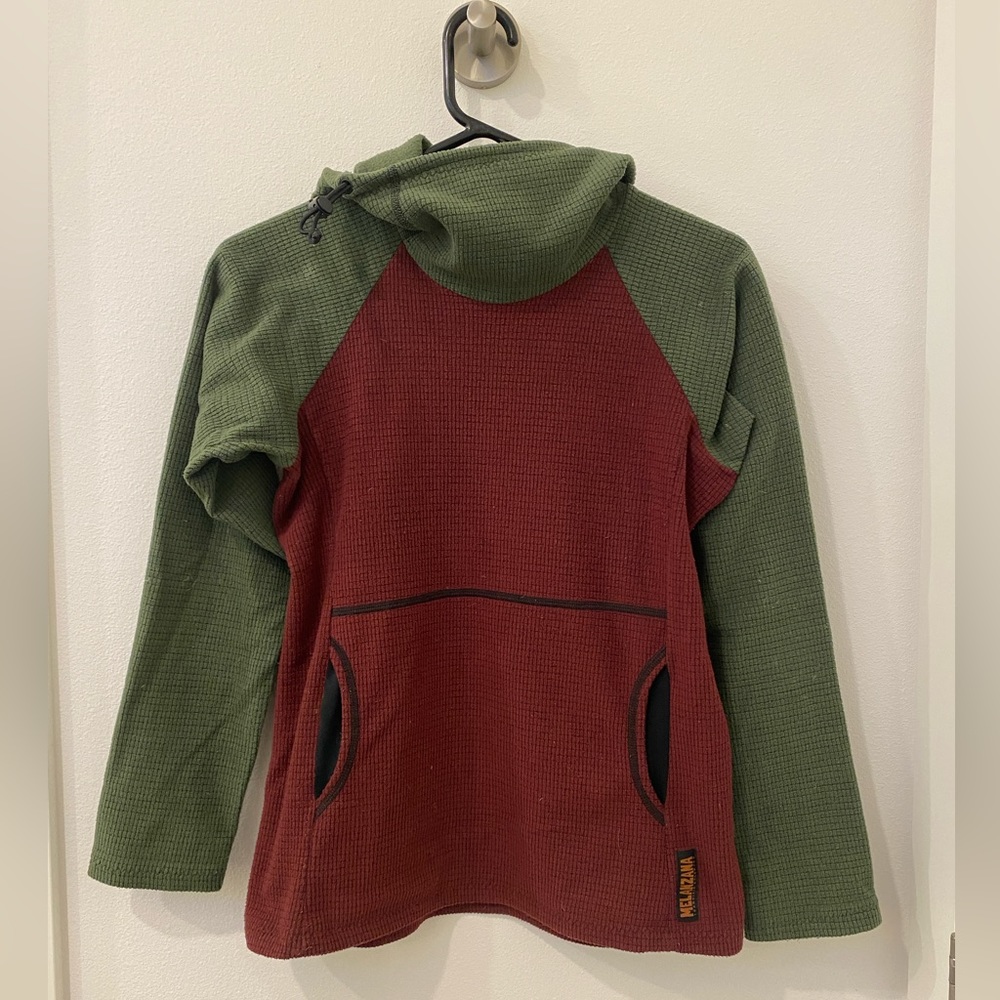 XS Women’s Melanzana Fleece Hoodie